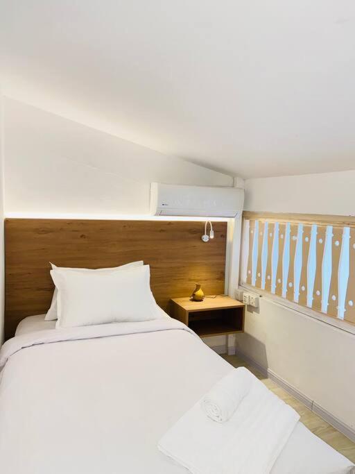 3 Bedroom Beachside - 30 Secs From Apartment *